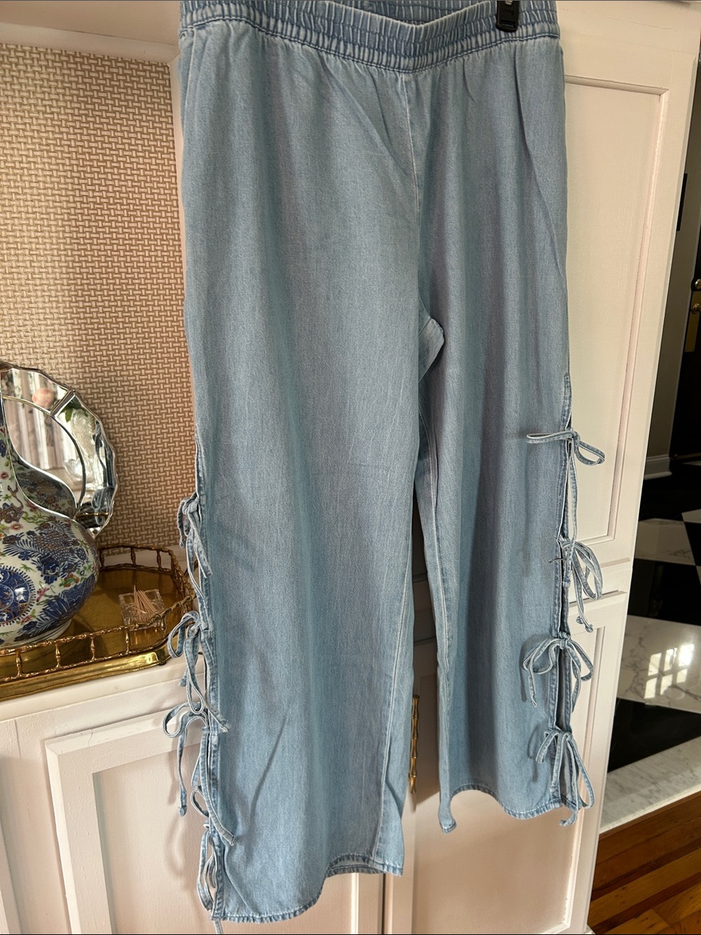 Divided Light Blue Wide-Leg Tie-Side Jeans